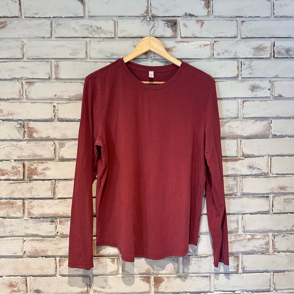 Lululemon long sleeve shirt red